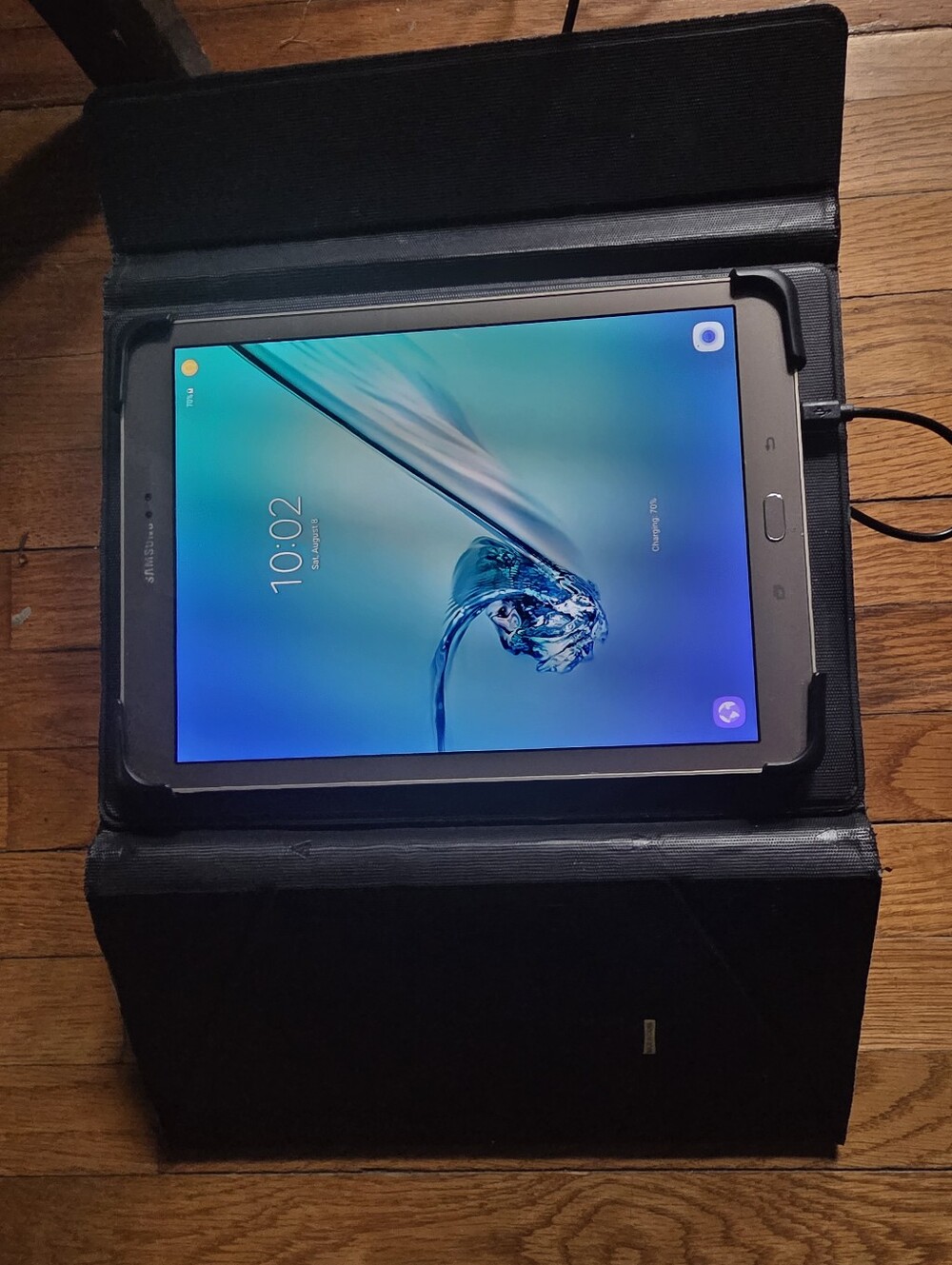 Samsung - Galaxy Tab S2 - 9.7" - 32GB - Black - SM-T813 Bundle With Case